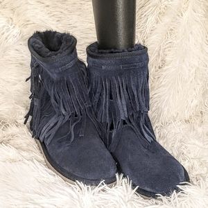 Kookaburra by UGG Boots Womens Size 5 Blue Fringe Like New